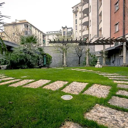 Hotel Sunflower Milán