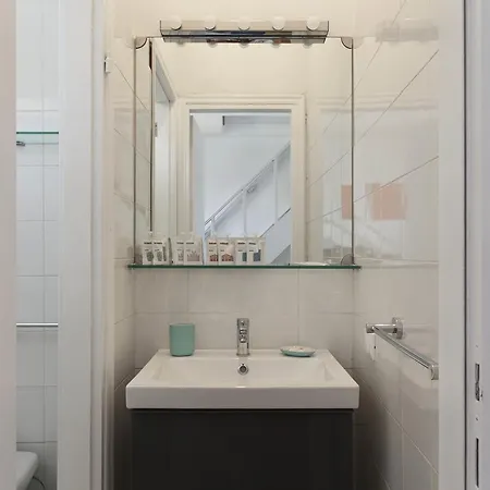 Italianway - Corso San Gottardo Apartment Milan