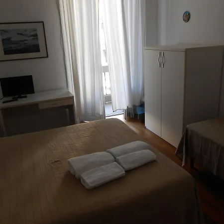 Aldebaran Bed & Breakfast 2*