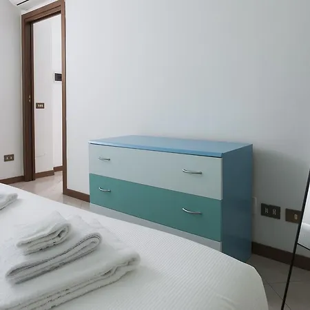 Italianway-corso 5 * Milano