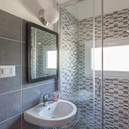 Apartment Alessia's Flat - Naviglio Grande 2 *