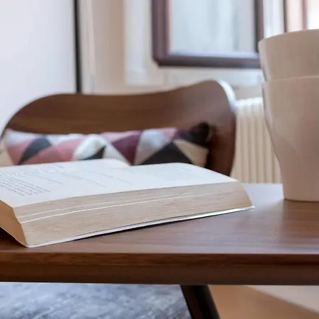 Joivy Lovely Flat For 5 Close To Sforzesco Castle Apartamento