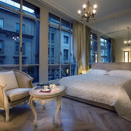 Glamour Apartment