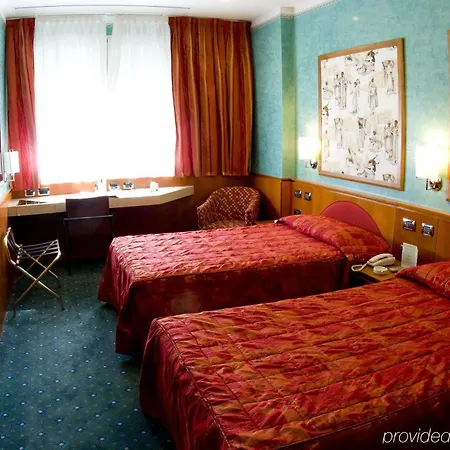 Szálloda Brunelleschi 4*