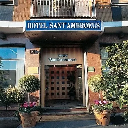 Mokinba Sant'ambroeus ميلان