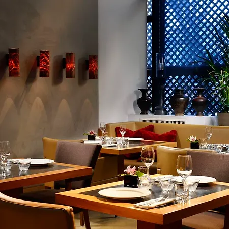 Milan Suite Hotel Hotel