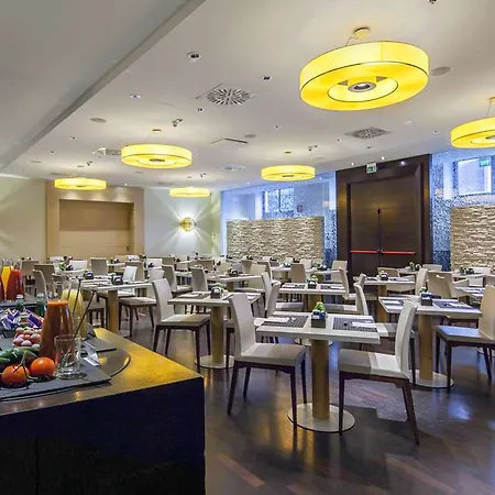 Nh Collection Touring Hotel Milan