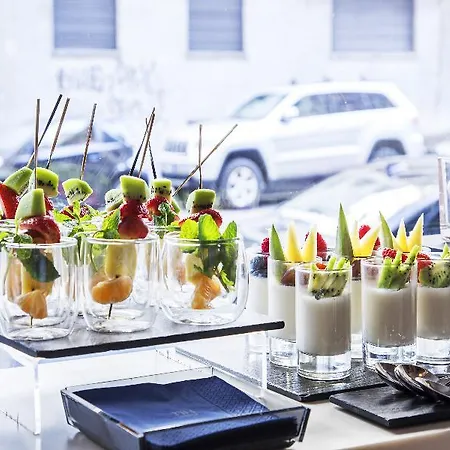 Nh Collection Touring Hotel