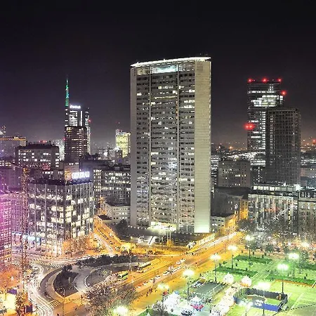 The Square Duomo - Preferred & 4* Milano