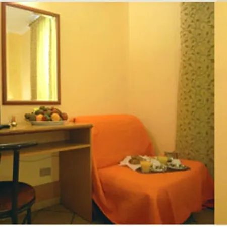 Casa Mia מלון 2*