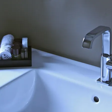 Bronzino House 4* Milano