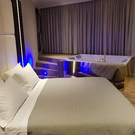 Chicco Montenapoleone Suites *