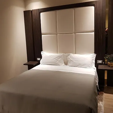 Chicco Montenapoleone Suites * Mailand