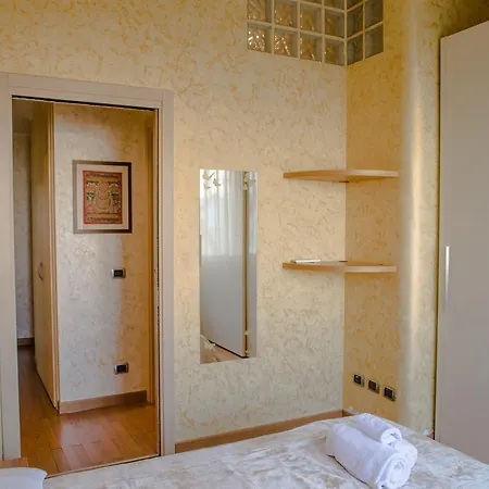 아파트 Porta Romana Elegant Flat *
