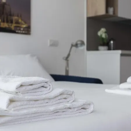 Italianway-cadorna 10 Studio Apartamento Milão