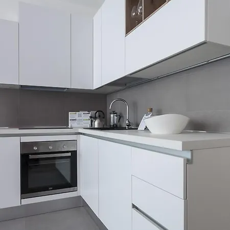 Apartamento Italianway-cadorna 10 Studio Milão