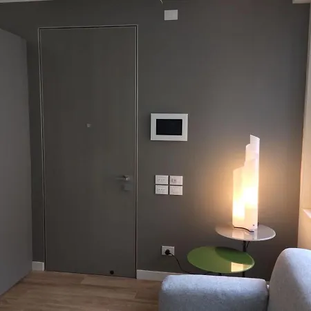 Number House - Number 15 Apartment *