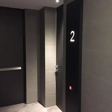 Number House - Number 15 Milan