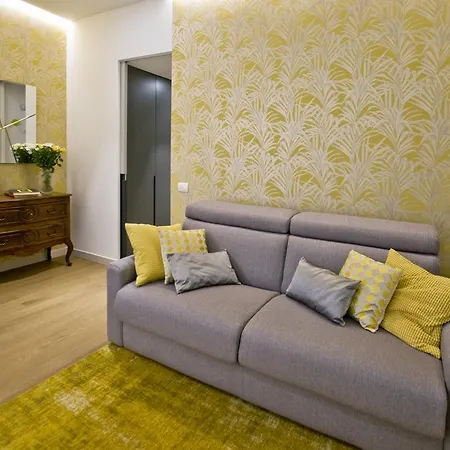 Madeleine - Brera * מילאנו