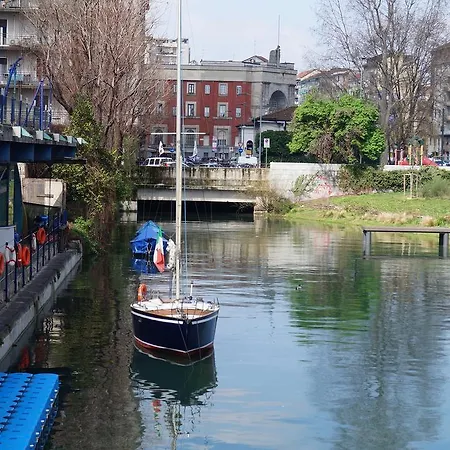 Hbhall Residenze Darsena Apartament