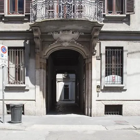 Apartment Hemeras Boutique Giardino Milan
