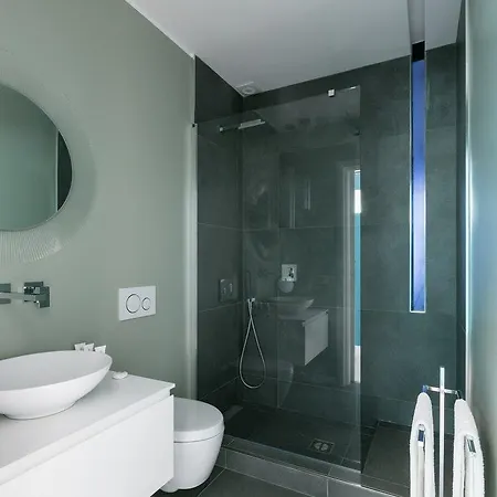 Via Ciro Menotti Apartment