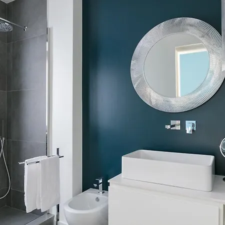 Via Ciro Menotti Apartment