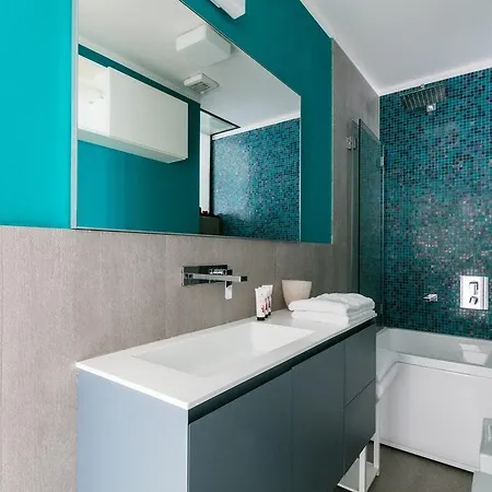 Apartment Corso Como Milan