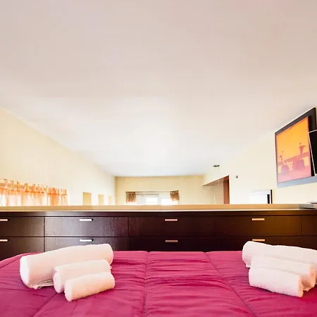 Porta Ticinese Mini Loft * Milão