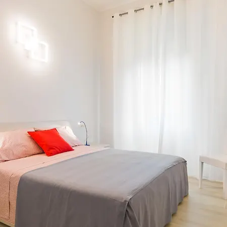 Apartment Isola Milan