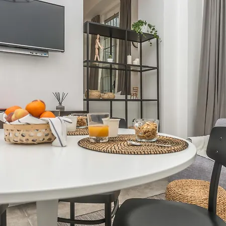 Apartment At Porta Volta