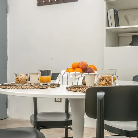 Apartment At Porta Volta