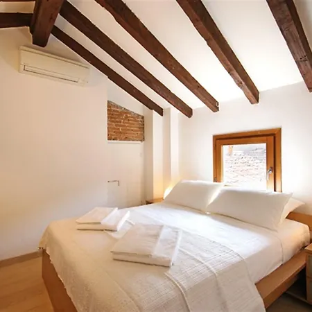 Wonderful 2 Bedroom In