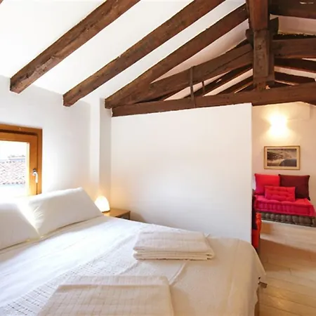 Wonderful 2 Bedroom In