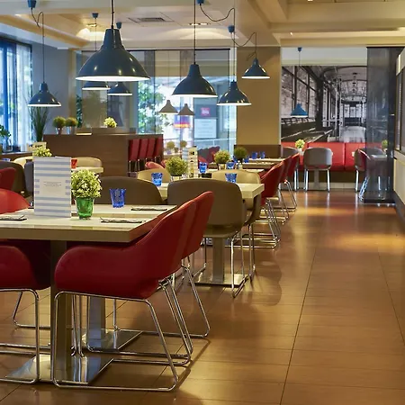 Hotel Ibis Centro 3*