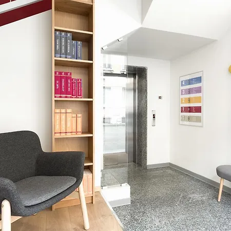 Italianway-bergonzoli Place * Milán