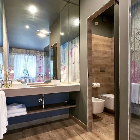 Eleganti Suite In Piazzale Lagosta 2*