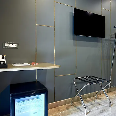 Eleganti Suite In Piazzale Lagosta 2* Milan
