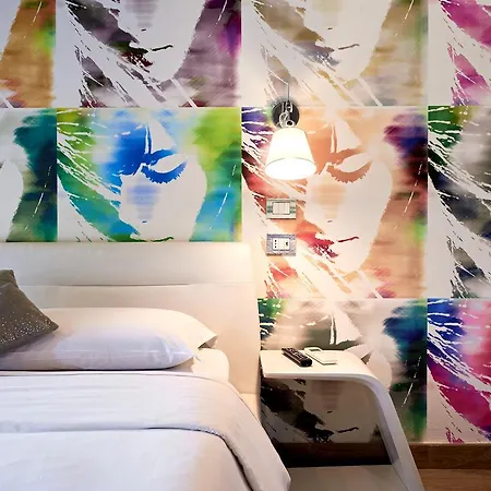 Eleganti Suite In Piazzale Lagosta Milan