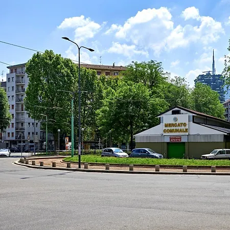 Eleganti Suite In Piazzale Lagosta Milan
