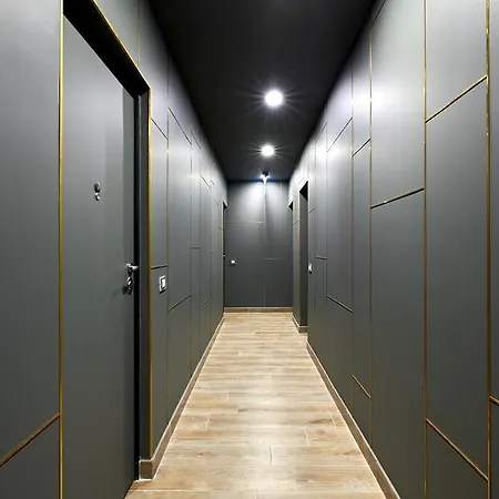 Eleganti Suite In Piazzale Lagosta Guest house