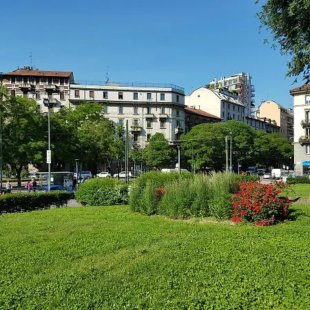 Toscale * Milan