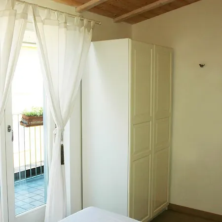 - Shabby Chic Apartment Milan