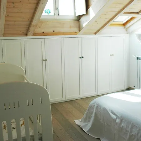 - Shabby Chic Apartment *