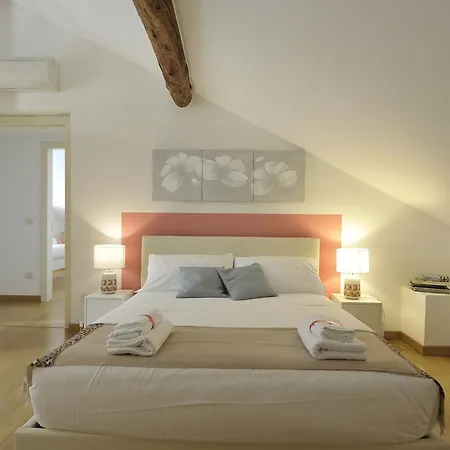 Spacious With A Terrace Διαμέρισμα *