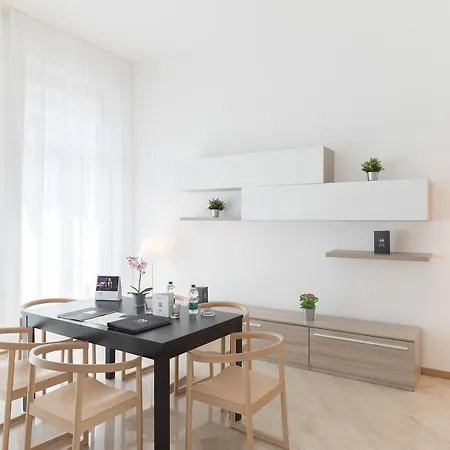 Hemeras Boutique Homes - Design Near Duomo Cathedral