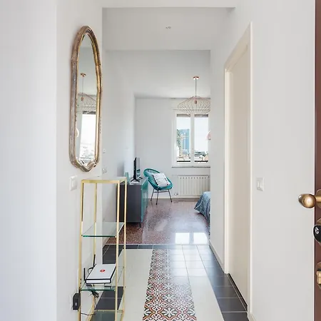 Milano Skyline Flat * 米兰