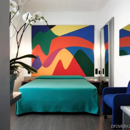 メディオラヌム ホテル 4*