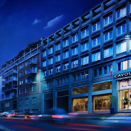 Cavour 4* Milano
