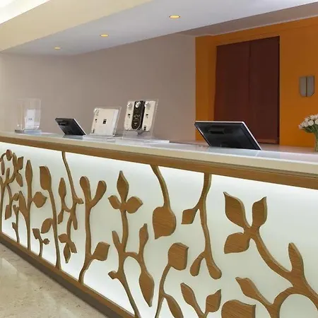 Hotell Mediterraneo 4*
